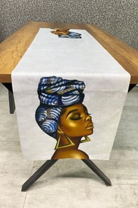 Kadın Desenli Modern Runner 40x140 Cm