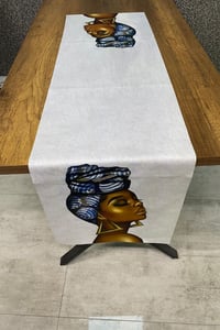 Kadın Desenli Modern Runner 40x140 Cm