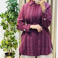 HİLAY SOHO ÖZEL TAŞ AKSESUARLI ÇİZGİLİ GÖMLEK  MÜRDÜM
