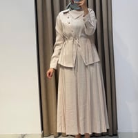 İKOL ASİMETRİK YAKA FORUMLU TAKIM BEJ