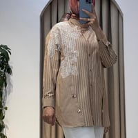 QMASH DESENLİ GÖMLEK CAMEL