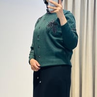 TIĞ TRİKO ÇİÇEK APLİKELİ HIRKA YEŞİL