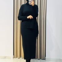 TIĞ TRİKO PÜSKÜL DETAYLI BLUZ ETEK RAYON TAKIM SİYAH
