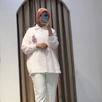 TIĞ TRİKO TRİKO RİBANA DETAYLI NAKIŞLI ÇİZGİLİ POPLİN GÖMLEK PEMBE
