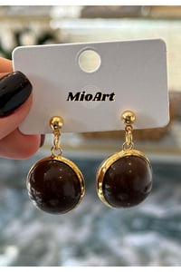 Akrilik Top Yuvarlak Şık Sallantılı Kadın Küpe