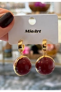 Akrilik Top Yuvarlak Şık Sallantılı Kadın Küpe
