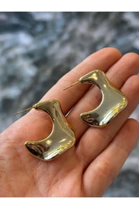 Asimetrik Chunky Hoop Kadın Küpe
