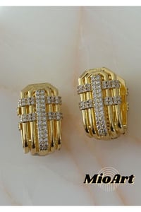 Baguette Design Üçgen Taş Çelik Serenay Sarıkaya Kombin Küpe