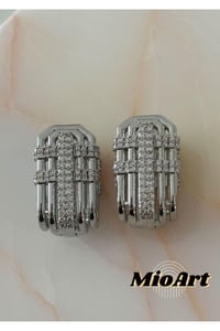 Baguette Design Üçgen Taş Çelik Serenay Sarıkaya Kombin Küpe