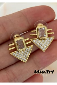 Baguette Design Üçgen Taş Çelik Serenay Sarıkaya Kombin Küpe
