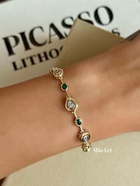 Damla Kesim Yeşil Taşlı Gold Bileklik