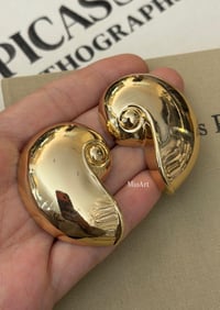 Gold Salyangoz Tasarım Küpe