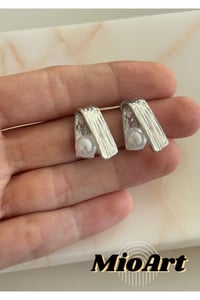 İncili Tasarım Silver Küpe