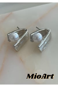 İncili Tasarım Silver Küpe