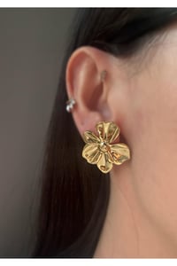 Kadın Çelik Çiçek Elegant Lotus Küpe