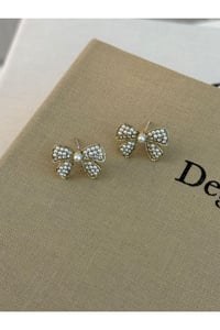 Kadın Fiyonk İnci Detaylı Küpe