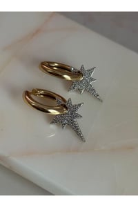 Kadın Taşlı Gold Küpe