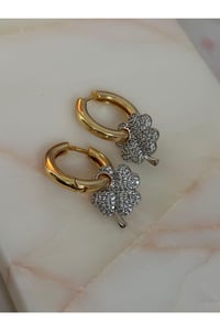 Kadın Taşlı Gold Küpe