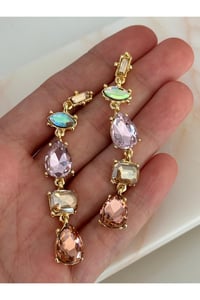 Kristal Taşlı Parlak Şık Küpe