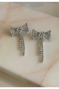 Kristal Taşlı Püsküllü Abiye Şık Küpe