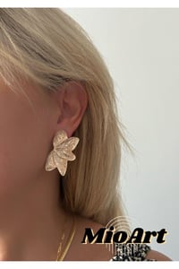 Lotus Çiçek Plaka Kadın Küpe