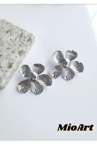 Lotus Çiçek Plaka Kadın Küpe