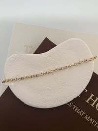 Su Yolu Taşlı Gold Çelik Bileklik