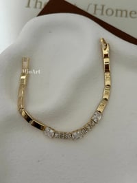 Tasarım Taşlı Gold Bileklik