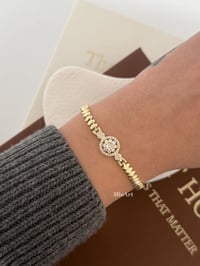 Taşlı Çiçek Gold Tasarım Çelik Bileklik
