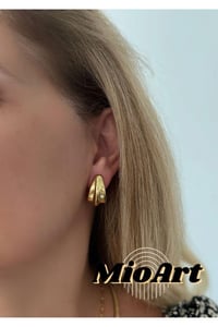 Trend Model Halka Görünümlü Küpe