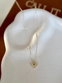 Yonca Taşlı Gold Kolye