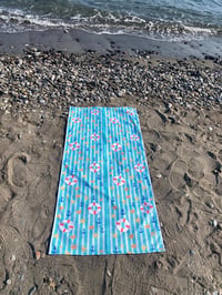Deniz Temalı Çapa & Can Simidi Desenli Premium Baskılı Plaj Havlusu 