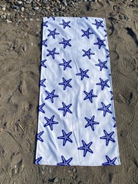 Deniz Yıldızı Desenli Premium Baskılı Plaj Havlusu Beyaz Lacivert Yazlık Deniz Havlusu 75x150 cm