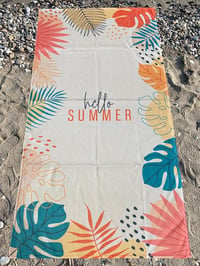 Hello Summer Tropikal Yaprak Desenli Premium Baskılı Plaj Havlusu – Hızlı Kuruyan Yazlık Deniz Havlusu 75x150 cm