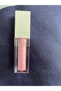 GLAM lip gloss
