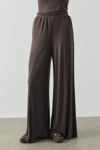 Acı Kahve Basic Bol Paça Dökümlü Pantolon