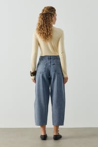 Açık Mavi Barrel Fit Kot Pantolon