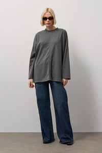 Antrasit Oversize Kesim Uzun Kollu Basic T-Shirt