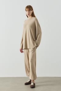 Bej Oversize Uzun Kol Basic Body