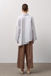Beyaz Asimetrik Oversize Gömlek