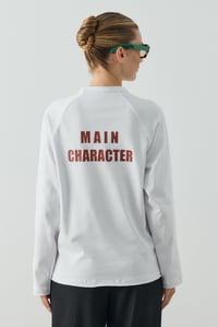 Beyaz Main CharacterBaskılı Uzun Kol T-shirt