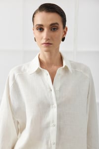 Beyaz Oversize Basic Keten Gömlek