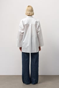 Beyaz Pamuk Saten Oversize Gömlek