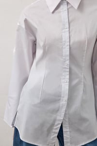 Beyaz Pensli Fitted Poplin Gömlek