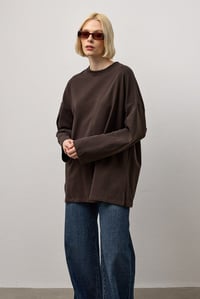 Kahverengi Oversize Kesim Uzun Kollu Basic T-Shirt