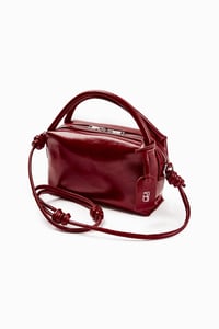 Kırmızı Minimal Logolu Mini Çanta