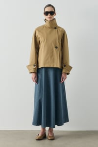 Koyu Camel Kutu Form Crop Gabardin Trenç