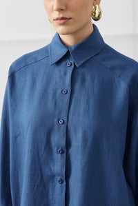 Saks Mavisi Oversize Basic Keten Gömlek