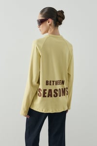 Sarı Between Seasons Baskılı Uzun Kol T-shirt