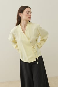 Sarı Kruvaze Bağlamalı Mini Kimono